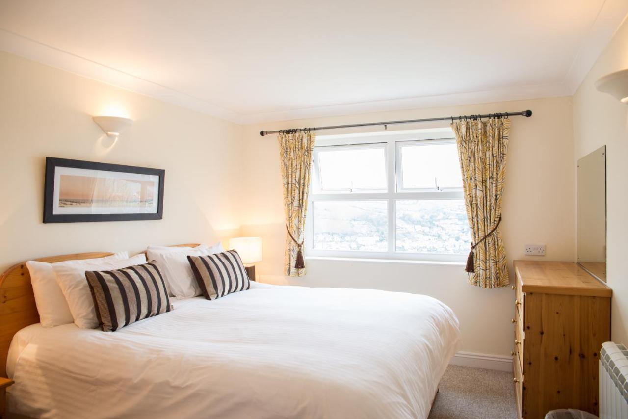 Park Club With Swimming Pool & Kingswear